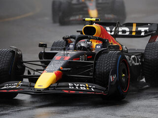 Pérez wint ingekorte Formule 1-race in Monaco, Verstappen voor Leclerc