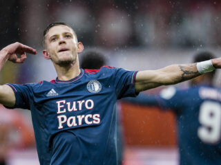 Feyenoord drukt FC Volendam dieper in de problemen