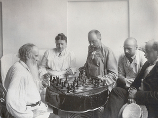 Zelfs op het schaakbord raakt Rusland geïsoleerd