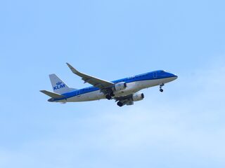 Waarom KLM niet zomaar de lonen van het bagagepersoneel gaat verhogen