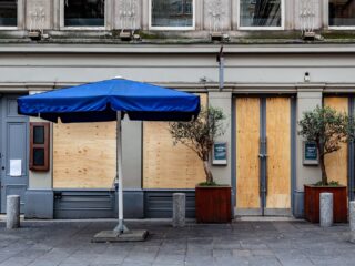 Terugbetalen coronasteun dreigt voor tienduizenden ondernemers