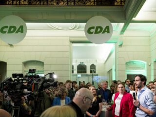 Voormalig landbouwminister Cees Veerman: 'CDA moet regeerakkoord op stikstof openbreken'