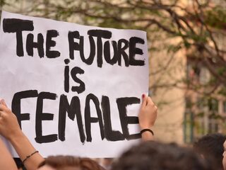 Na de seksuele revolutie is het nu tijd voor penisbeschaving: 'De vrouw is aan zet!'