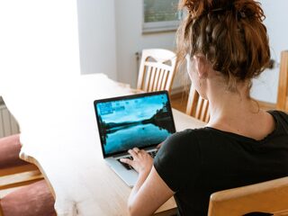 'Logisch dat bedrijven willen dat mensen weer op kantoor komen: de productiviteit thuis is lager'