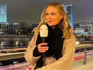 NOS-correspondent Iris de Graaf genomineerd voor de titel Taalstaatmeester 2022