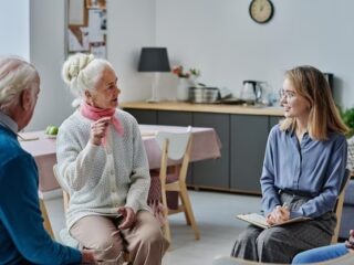 Stand.nl: 'Er wordt te veel getutoyeerd'