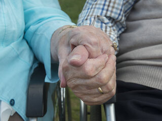 Roep om toegankelijkere bejaardentehuizen: 'Drempel voor verpleegtehuis is enorm verhoogd'