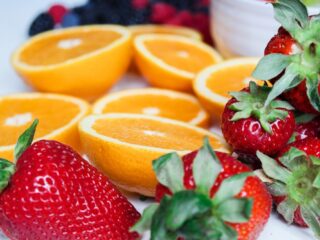 Alledaagse Vragen - Waar zitten de vitamines in het fruit?