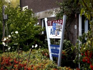 Econoom over verschil met vorige huizencrisis: 'De vraag zal dit keer overeind blijven'