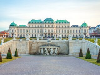 Mensen van adel allemaal stinkend rijk? Dat valt wel mee
