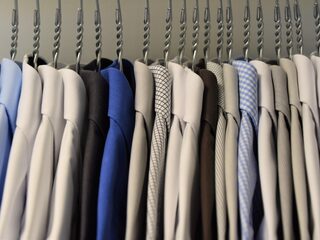 Een trui, een spijkerbroek en soms een blouse: 'Nederlandse mannen zijn bang'
