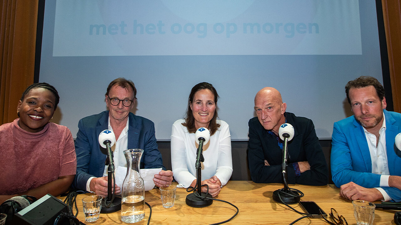 NOS Met het Oog op van 3 juli 2021 op YouTube NPO Radio 1 NOS Met het Oog op van 3 juli 2021 op YouTube NPO Radio 1