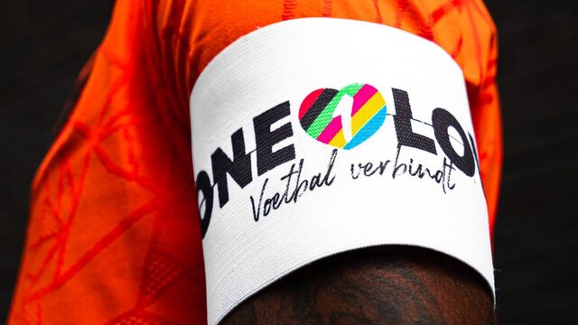 KNVB over gebaar tegen Hongaarse anti-homowet: 'Sport en politiek gaan wel degelijk samen'
