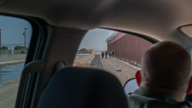 Waarom migranten aan de grens met Mexico niet meer vluchten voor Border Patrol