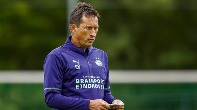 Voetbalpodcast #178: 'Wisselbeleid Schmidt is minachting van het publiek'