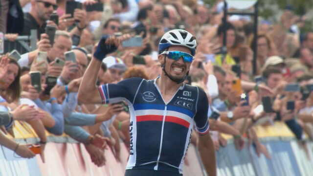 Julian Alaphilippe voor tweede jaar op rij wereldkampioen wielrennen, zilver Dylan van Baarle