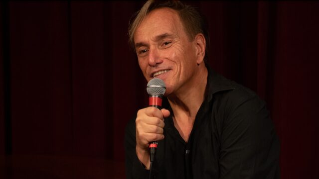 Philippe Elan: chansonnier of chanteur?