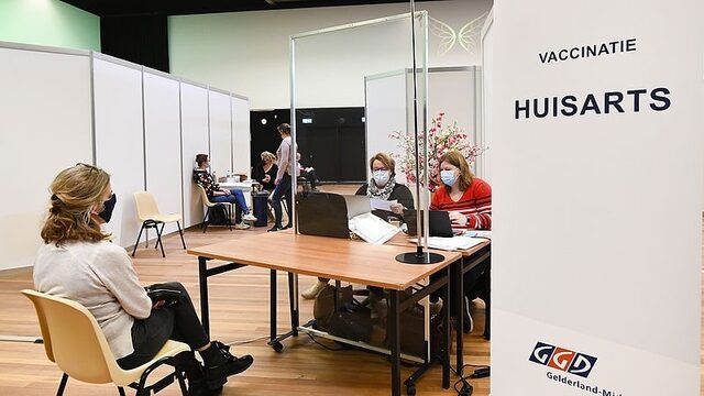 Hoe hebben huisartsen coronaperiode ervaren? 'Dokters in the lead is het belangrijkst'