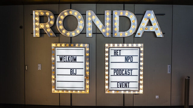 NPO Radio 1-bonuspodcasts live vanaf het NPO Podcastevent