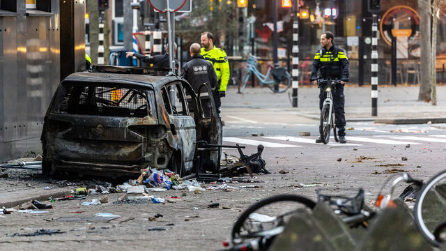 Politie schiet zelden gericht bij ongeregeldheden