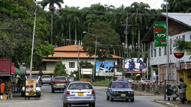 'Verkeerscriminelen in Suriname moeten harder worden aangepakt'