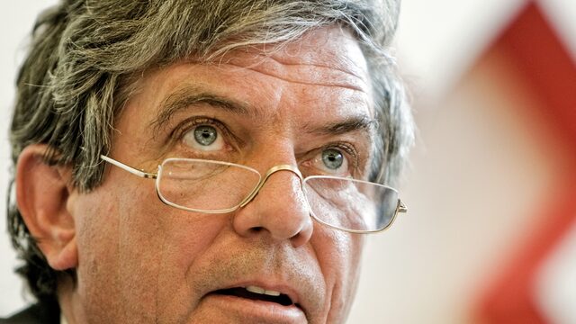 Harde kritiek oud-minister Veerman op CDA-fractie: 'Ze zijn veel te weinig zichtbaar in deze stikstofdiscussie'