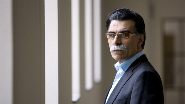 Kader Abdolah: 'In Iran is nog geen revolutie, wel een wonderlijk verzet'