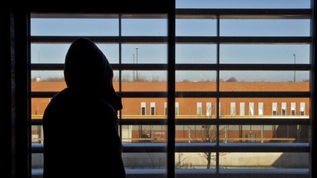 Jay: 'In de jeugdgevangenis maakte ik snel vrienden, maar niet per se de goede'