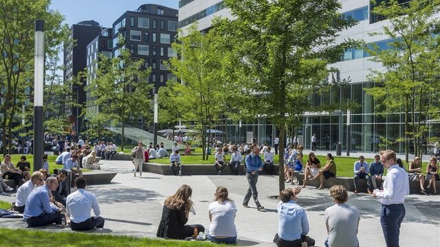 Stand.nl: 'Het bedrijfsleven moet nu eindelijk vaart gaan maken met vergroenen'