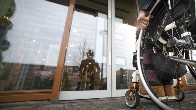 Rhea Elise wacht al negen maanden op rolstoelvriendelijk maken nieuwe woning