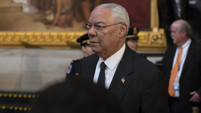 Amerikaanse oud-minister Colin Powell overleden: 'Een hele bijzondere man is heengegaan'