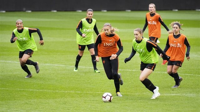 Een hersenschudding door voetbal: minder onschuldig dan je denkt