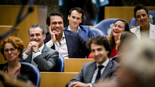Zorgen over burn-outs: Tweede Kamerleden moeten meer hulp kunnen krijgen