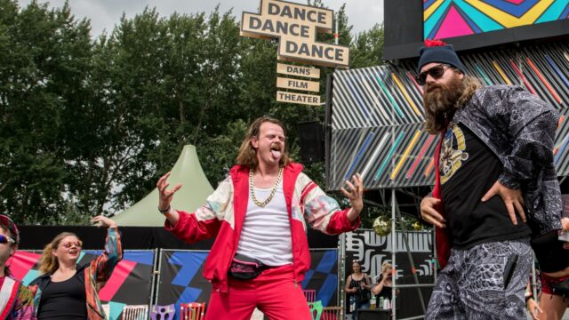 Feesten tot je erbij neervalt: 'Even los van alle verantwoordelijkheden en to-do lijstjes'