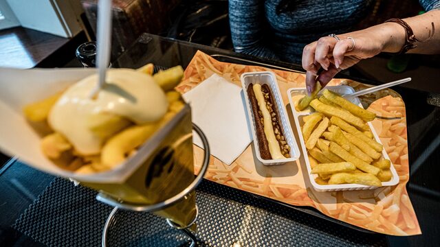 Kabinet wil aanbod fastfood aan banden leggen