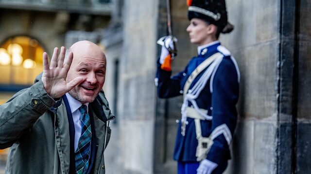 'Er moet een aparte feestdag voor de Nederlandse taal komen'