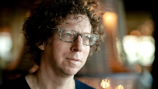P.C Hooft-prijswinnaar Arnon Grunberg: 'Schrijven is een vorm van acteren'