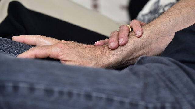 Euthanasie bij ondraaglijk psychisch lijden: 'Door erover te praten kan de doodwens afnemen'