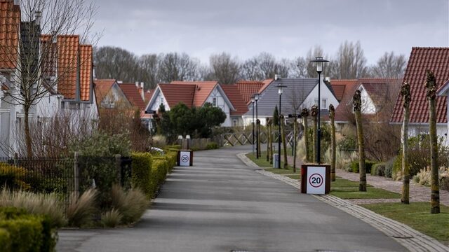 'Verroompottisering': grote investeerders drukken de gewone man op kleine vakantieparken weg