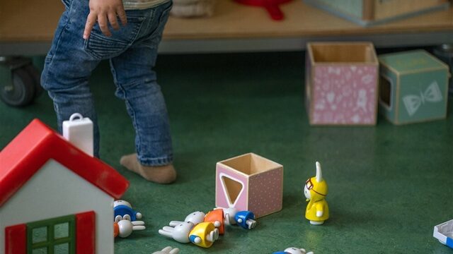 Stand.nl: 'De kinderopvang moet ook ongediplomeerde mensen kunnen inzetten'