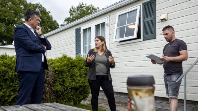Stand.nl: 'Arbeidsmigranten moeten zo snel mogelijk aan een fatsoenlijke woning geholpen worden'
