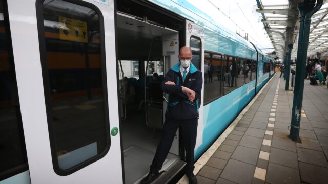 Opnieuw stakingen onder personeel regionale vervoerders Arriva en Keolis