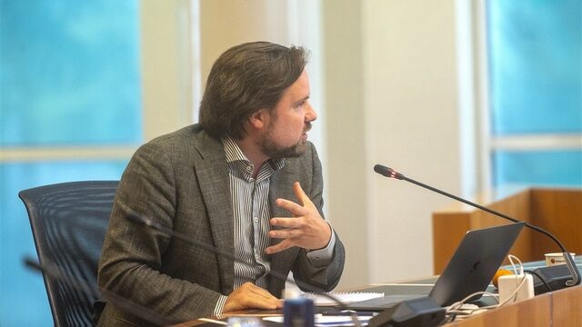Stand.nl: 'Raadsleden verdienen meer waardering'