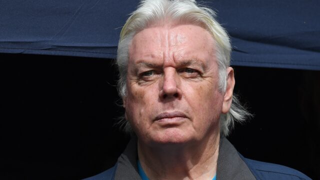 'Toegangsverbod Schengengebied complotdenker David Icke juridisch onjuist'