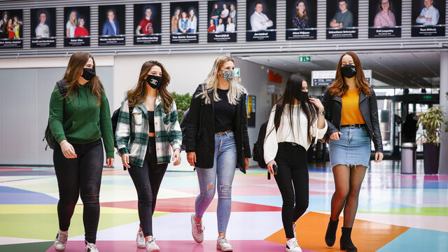 Mbo'ers lopen toeslagen en belastingteruggave mis