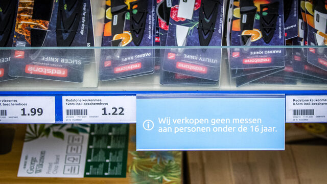 Jongeren kunnen anoniem mes inleveren: ‘Drop je knife en doe wat met je life’
