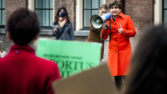 'Vrouwen kunnen prima zelf beslissen hoe lang ze over hun besluit willen doen'