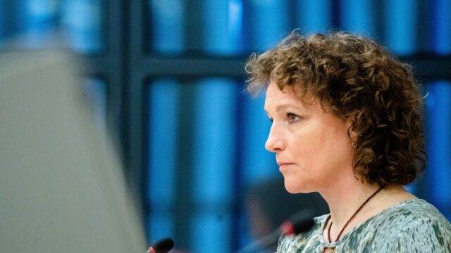 'Klakkeloos miljarden investeren in vergroening bedrijven onverantwoord tijdens koopkrachtcrisis'