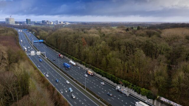 Verbreding A27 bij Amelisweerd 'beetje absurd', vindt topeconoom Herman Wijffels