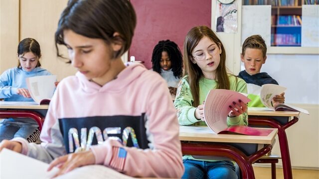Stand.nl: 'Onze kinderen verdienen een beter onderwijssysteem'